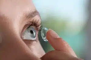 Lente tórica ou lente asférica